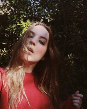 Aislinn Paul Instagram - This may be a picture of me in the LA sunshine but actually I'm on my way to the airport so I can freeze my ass off in Toronto for all of December and I'm HERE FOR IT ☀️< ❄️
