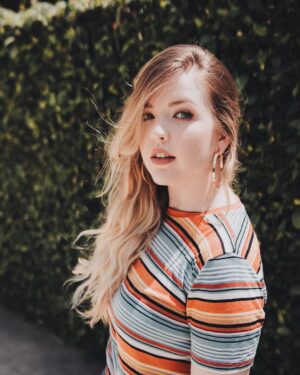 Aislinn Paul Instagram - So yeah @meghanrienks took this photo of me and I'm still not over it