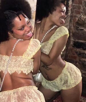 Ajani Russell Instagram - This is way too many photos but I felt cute so you gone see them all :3 🌼✨☀️🍋💛