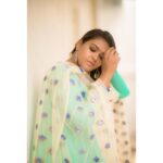 Akalya Venkatesan Instagram - உன் பேரை மட்டும்தான் நான் விரும்பி கேட்கிறேன்❤️ Outfit- @ivalinmabia😍 Captured - @camerasenthil😍 Mua- @jiyamakeupartistry😍 Hair - @rakmakeupartistry😍 Shoot organised by @rrajeshananda😍