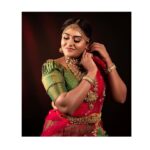 Akalya Venkatesan Instagram – மாா்கழித் திங்களல்லவா
மதிகொஞ்சும் நாளல்லவா ❤️

Outfit @chitras_fashion_studio 
Mua @_chitras_makeup_artist_28 
Captured @dk_photography28