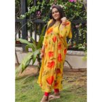 Akalya Venkatesan Instagram - மஞ்ச காட்டு மைனா 🥰🥰🥰🥰 @tnagar_citygirls outfit🥰