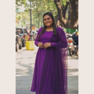 Akalya Venkatesan Instagram - Beautiful outfit @_gina_couture ❤️😍😍😍