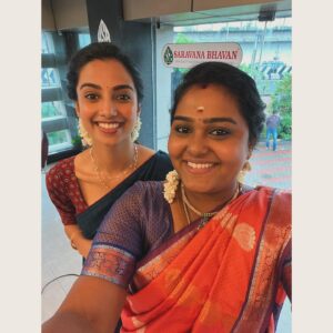 Akalya Venkatesan Instagram - 🎬 Gratitude Overflowing! 🎥

I am beyond thrilled and incredibly grateful for this amazing movie! Working alongside such talented individuals was wonderful experience.

Huge thanks to our exceptional director @gokuldirector anna , who have brought this project to life in the most extraordinary way. You are truly inspiring, and I’m honored to have been a part of this journey under your direction.

And to the star of the movie @irjbalaji anna 💙, your brilliance on and off the screen has been nothing short of awe-inspiring. It’s been an absolute pleasure sharing the screen with you, and I’m endlessly thankful for your talent and positivity. Thank you #sathyaraj sir #kishan bro #meenakshichaudry #thalaivasal vijay And our Fav #chacha @kishendas bro @meenakshichaudhary006 🩵🩷

Here’s to many more memorable moments together and to the incredible film we’ve created. Grateful beyond words! 🌟  #gratitudeoverflowing