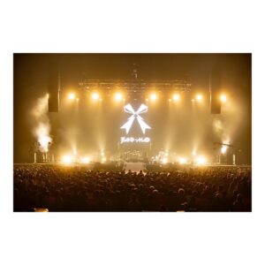 Akane Hirose Instagram - BAND-MAID 10TH ANNIVERSARY TOUR FINAL
2023.11.26@YOKOHAMA ARENA

photo by @vizkage