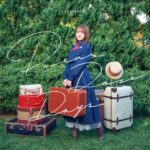 Akari Kito Instagram - 🌿ジャケット写真公開🌿 #鬼頭明里 4thシングル「Dear Doze Days」 今回は、初回限定盤、通常盤を公開💿 ※アニメ盤は後日公開 1枚目が初回限定盤、2枚目が通常盤です✨✨ 📀初回限定盤特典 ・「Dear Doze Days」MUSIC VIDEO ・ジャケット・MV撮影 MAKING ・ブックレット 📀アニメ盤 特別仕様描き下ろしジャケット 2/18にリリースイベントも決定‼️ そして、カップリング曲が「Fleeting Time」に決定🍃 どのような曲かは、まだ秘密です…🤫 続報をお楽しみに✨ kitoakari.com/dear-doze-days