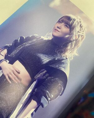 Akari Kito Instagram - ✨#鬼頭明里  2nd LIVE 「MIRRORS」Blu-ray本日発売✨

昨年12月にパシフィコ横浜で開催した
持ち曲全21曲を披露した2ndライブを収録📀

kitoakari.com/mirrors