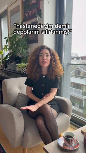 Akasya Asıltürkmen Instagram - Demir eksikliği ciddi bir sorun ve çoğu kez gündelik alışkanlıklarımız yüzünden gol yiyoruz. 

Yorgunluk ve halsizlik
Kuru ve soluk cilt
Baş dönmesi
Baş ağrısı
Dikkat dağınıklığı
Unutkanlık
Sinirlilik
Nefes darlığı
Kalp çarpıntısı
İştahsızlık
Saç dökülmesi
Tırnak kırılmaları
Kulak çınlaması
Düşük bağışıklık sistemi
Diş eti ve ağız hassasiyeti
Depresyon
El ve ayaklarda karıncalanma veya uyuşma
Sürekli üşüme
Devamlı uyku hali
Toprak yeme isteği

 Bunlardan bir ya da birkaçı sende var mı?
