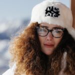 Akasya Asıltürkmen Instagram - Birbirine karışan duygular yaşıyorum buralarda. Büyük bir ailenin parçası olduğumu biliyordum ama bu kadarını idrak etmemiştim. Türk toplulukları yaşadıkları onca şeye rağmen çok büyük çok çok yüce. İmkanı olan gelip buraları görsün. Avrupa, Amerika görmekten çok daha özel, emin olun. Ve zaten çok derin bağlarımız çok daha fazla güçlenecek. Akasya demişti dersiniz. Türkler dünyaya yeni bir hayat getirecek ve bunu birleşerek yapacaklar. Bizi ayıramayacakları kadar kudretliyiz. Kazakistan’da tanıdığım ve çok sevdiğim gezgin arkadaşlarım @bilgicberkoo @nidanerede @seymayolda ve @onurcancamm ‘dan daha çok geziyle ilgili bilgi alabilirsiniz. Ben de kazak mutfağını @gastrofillcom için yazacağım. Sıcakkanlı insanları, muazzam dağları, efsane yemekleri ve kültürüyle can kardeş #kazakistan görülmeye değer! @almaty_tourismbureau @visitalmatykz @shymbulakmountainresort @medeu_official @tayniy.sovetnik @aldinger_photo 📸📸📸📸 #kazakhstan #kazakhstan #kazakhstan # worldtour #worldtour #travel #traveller # travellerwomen #travellerwomen # travellergirl #travellers #itraveltheworld # travelingtheworld #withtravellers #wolf # great #nationality #turkey #turkish #turkistan #centralasia #asia #centralasianturks #turkistan #myturkey #travellerlives #kazakhstanturkey