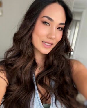 Akemi Nakamura Instagram - Asi de cerca tengo amigos que me ayudan a encender las ganas de seguir adelante y me recuerdan sonreirle a la vida!