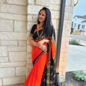 Akhila Pajimannu Instagram - Mysore silk Saree❤️❤️

#akhilapajimannuofficial #singer #saree #sareelove #traditional #traditionalsaree #mysoresilk #instagood #instalike #instagram #instadaily #instamood #instapic #post #newpost #indian #mysore #instafashion