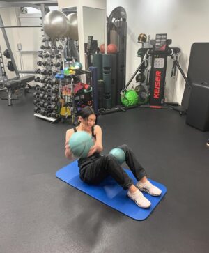 Akiko Hinagata Instagram - トレーニング頑張って続けています
自分の身体をちゃんとわかって
正しく動かすって大事なんだなと
ようやくわかってきた今日この頃です
#トレーニング
