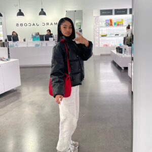 Akira Akbar Instagram - with ease 🖤