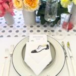 Akira Akbar Instagram - lunch w @manoloblahnik 🤎