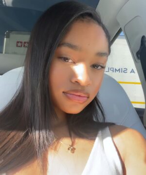 Akira Akbar Instagram - ☀️