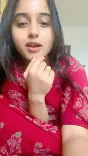 Akshaya Kandamuthan Instagram - 