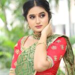 Akshaya Kandamuthan Instagram -