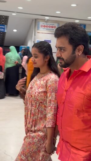 Akshaya Kandamuthan Instagram - .
.
#vikramshri #ahakalyanam #vijaytelevision #shooting