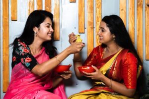 Akshaya Kandamuthan Instagram - Aiswarya and I had a very tough scene to pull off today. For a moment, I thought we will not be able to pull it off. But we helped each other and did a pretty good job. Felt like a win in itself.
So what better way to celebrate this moment than a hot bowl of our favourite MAGGI?
I am sure you also have such small moments worth celebrating with your bowl of MAGGI.
Share a video or a picture with your MAGGI bowl
Tell us your reason for celebrating with the #MAGGIJOLLYDINAMDINAM
#MAGGI #MAGGIE #MAGGIJOLLDINAMDINAM