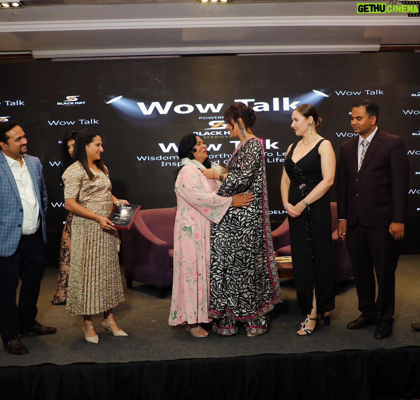 Akshitaa Agnihotri Instagram - @wowtalk.in awards celebrity guest my daughter @akshitaa.agnihotri in Delhi @holidayinn