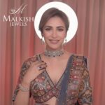 Akshitaa Agnihotri Instagram - Unveiling the allure of sophistication with Malkish Jewels' exquisite necklace set. A statement piece that shines as brilliantly as you do. Muse: @akshitaa.agnihotri Makeup and Hair: @ojasrajani Outfit: @pawanandpranav Photography: @lsd.photography.official
