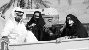 Alaa Shakir Instagram - تتكلم الصوره ويتجسد التاريخ بصوره تحمل عبق الزمن الجميل بأبطال زرعو بصمه جميله على هيئة عمل فني بأسم #البوم  أبطاله كثر من المخرج ا#الأسعد_الوسلاتي  والمنتج #ياسر_حارب #جاسم_بوحجي  #وتلفزيون_أبوظبي  وإيمانهم بطاقات الشباب الجميلة  كل الحب للأبطال الي كانو خلف الشاشة وأمامها احبكم جميعا #مسلسل_البوم  يعرض الأن