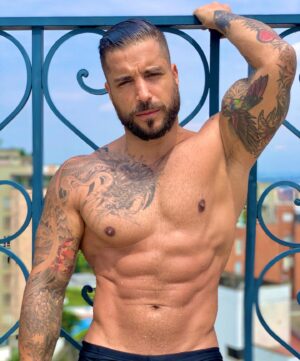 Alain Rocben Instagram - El verano llego por fin que planes por hoy ?!
L’été est arrivé enfin quoi de prévu aujourd’hui ?!

#valencia #valenciaspain #valenciagram #valenciabonita #valenciaenamora #valenciaturisme #spain🇪🇸 #spain #alainrocben