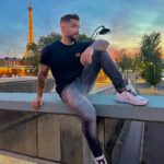 Alain Rocben Instagram – Il y a toujours une paire avec laquelle tu préfères voyager 🚝🧳👟… @w6yz_life_france @w6yz_official 
#shoes #fashion #style #sneakers #love #shopping #nike #moda #shoesaddict #instagood #heels #like #jordan #ootd #outfit #onlineshopping #dress #follow #bags #fashionblogger #instagram #adidas #model #fashionstyle #instafashion #stylish #clothes #fashionista #photooftheday #sneakerhead