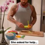 Alain Rocben Instagram - 🇫🇷 Quand la faim te transforme en genie🧞‍♂️(histoire vraie) 🇪🇸Cuando el hambre hace de ti un genio 🧞 (hechos reales) 🇧🇷 Quando a fome te torna um gênio 🧞‍♂️(história verdadeira) #cooking #cook #cookingathome #cookingvideo #cookingram #cookingclass #alainrocben