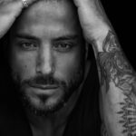 Alain Rocben Instagram - "Quand vous photographiez des gens en couleur, vous photographiez leurs vêtements. Mais quand vous les photographiez en noir et blanc, vous photographiez leur âme !" #portrait #portraitblackandwhite #portraitphotography #portraitphotographer #portraitshoot #alainrocben