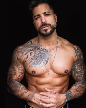 Alain Rocben Instagram - 1 without ?
2 with tattoo 🐉 ? 
#tattoo #tattooideas #tattooed #men #tattooing #tattoos #alainrocben