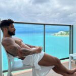 Alain Rocben Instagram – Le bonheur, tout simplement. #summerhouse #summertime #summeroutfit #alainrocben