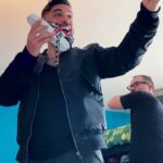 Alain Rocben Instagram - On a hésité a vous faire un remake de film d’horreur, puis on s’est dit qu’on allait réaliser le notre. GIVE ME FAME c’est donc notre cadeau d’Halloween pour vous faire frissonner et découvrir le talent d’acteur de @alain_rocben et les créations de @miikelafayette en matière de custom. #halloween #alainrocben
