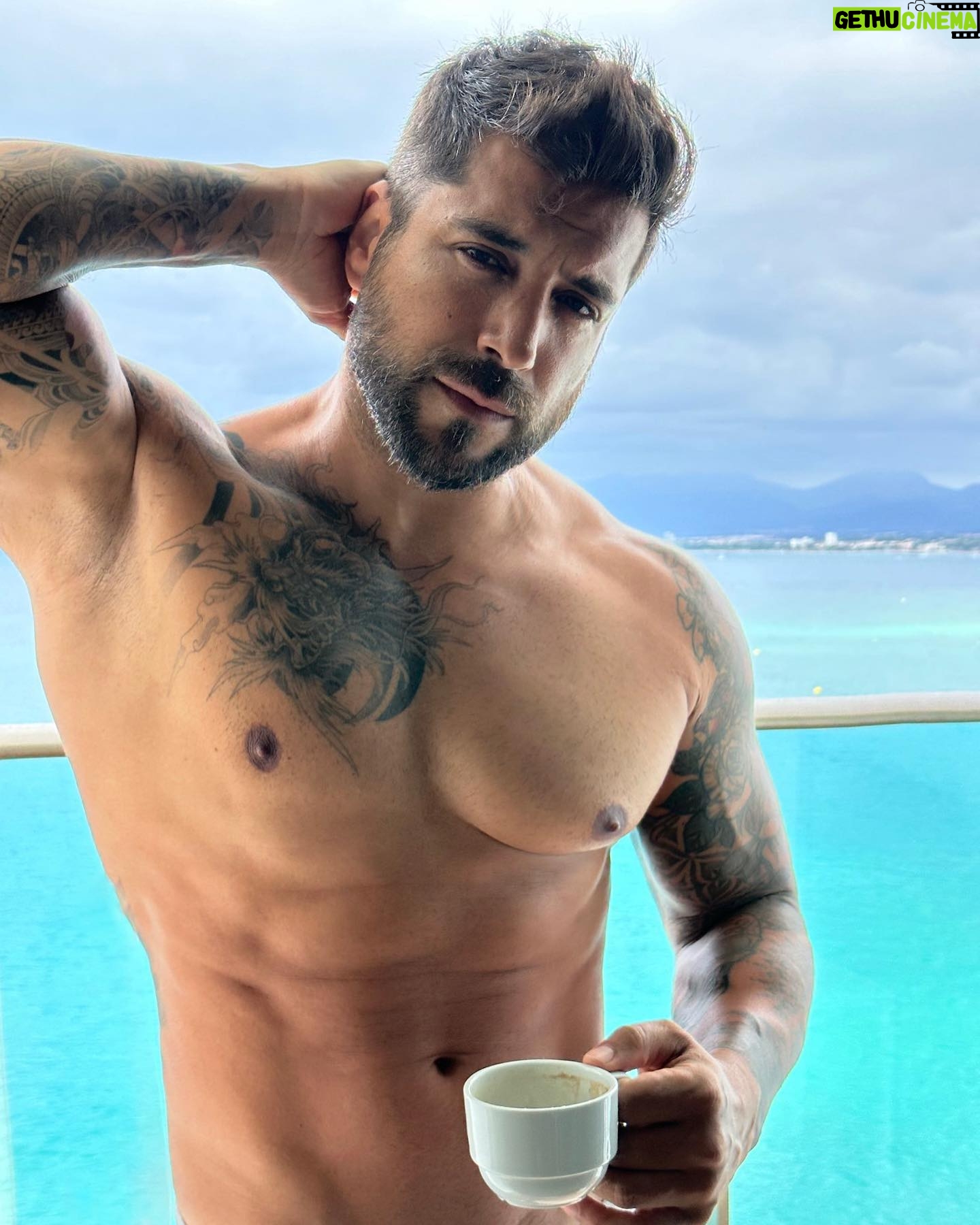 Alain Rocben - 3 Likes - 🇫🇷 Dans quel programme 📺tu veux me voir ?
🇪🇸En que programa 📺quieres verme ?
🇧🇷Em que programa de TV você quer me ver ?
🇬🇧What TV show do you want to see me on ?
#tvshow #tvshows #realityshow #alainrocben