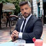 Alain Rocben Instagram - Aujourd’hui 9 septembre c’est la St Alain on va fêter ça 🥳 au programme café et smoothie fraise citron... Et toi quel jour ton Saint ? 🇪🇸Hoy es mi Santo, vamos a celebrarlo Durooo, para empezar café y smoothie de fresa con limón... Y tu cuando celebramos tu Santo ? 🇧🇷 Hoje, dia 9 de setembro é o Santo Alain que vamos festejar com o programa café e batido de morango e limão ... E que dia é o seu Santo? #alainrocben