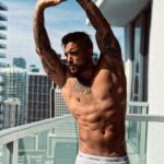 Alain Rocben Instagram - Do you prefer brief🩲 or boxer🩳 ? @calvinklein #mycalvins #underwear #underwears #swimsuit #swimwear #underwearselfie #swimsuits #calvinklein
