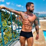 Alain Rocben Instagram - Mon premier bain de soleil, après avoir passé Noël et mon anniversaire (31/12) malade à cause du virus, je reviens avec -5kg mais je vais pas me plaindre. Celui qui a la santé a la plus grande des richesses. Dieu vous protège et bénisse vos familles. #godisgood #god #alainrocben