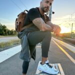 Alain Rocben Instagram - Il y a toujours une paire avec laquelle tu préfères voyager 🚝🧳👟... @w6yz_life_france @w6yz_official #shoes #fashion #style #sneakers #love #shopping #nike #moda #shoesaddict #instagood #heels #like #jordan #ootd #outfit #onlineshopping #dress #follow #bags #fashionblogger #instagram #adidas #model #fashionstyle #instafashion #stylish #clothes #fashionista #photooftheday #sneakerhead