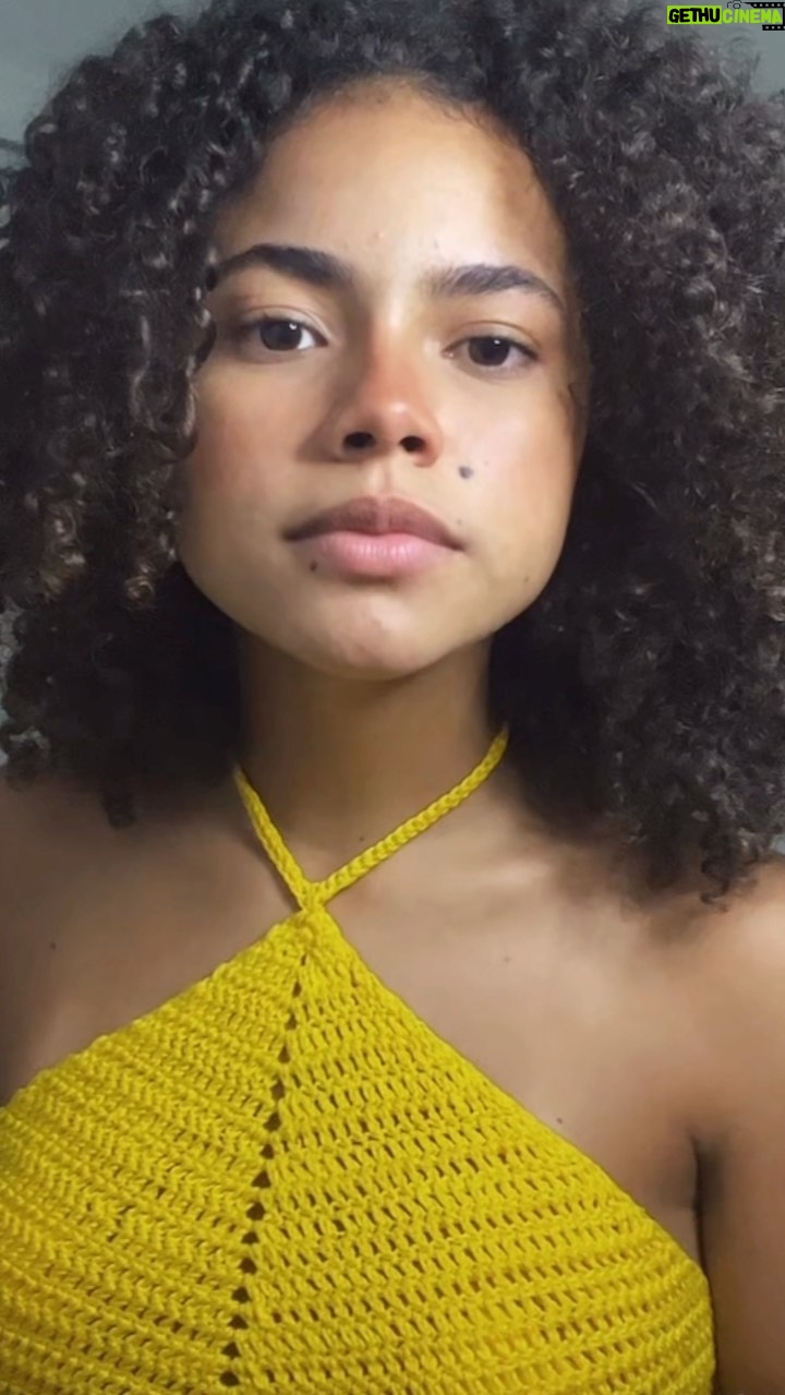 Alana Cabral - 1.7K Likes - Quem aí também ama essa novela?! #aforçadoquerer #redeglobo