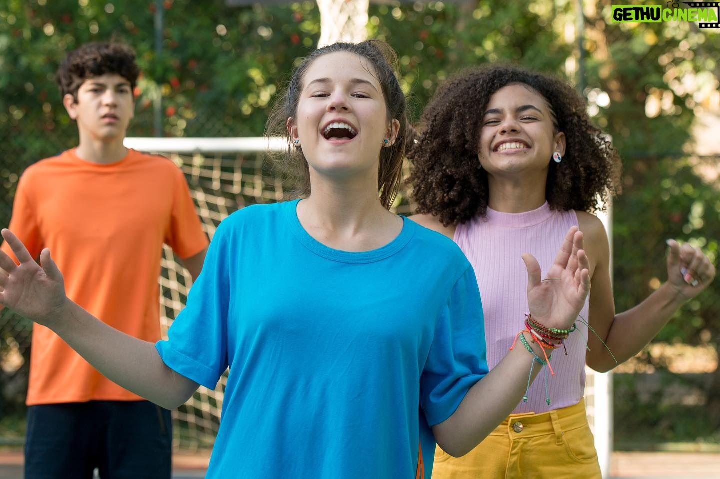 Alana Cabral - 749 Likes - Alana Cabral no futebol???? Não!
Mas Alana de “Meninas Não Choram” topa tuuudo pra ver a Pipa (@leticiabragaoficial ) feliz!
a partir do dia 30 de abril na sua telinha @netflixbrasil ❤️