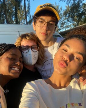 Alana Cabral Instagram - muito amor e gratidão nessas fotos❤️🥹
#netflix #meninasnãochoram
