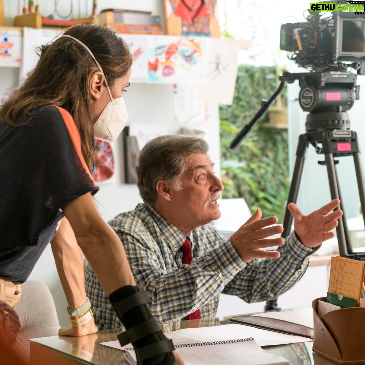 Alana Cabral - 29.8K Likes - HOJE ESTAMOS NO TOP 2 DE FILMES MAIS ASSISTIDOS DA @netflixbrasil e @netflixpt ! Obrigada a todos pelas mensagens e por compartilharem essa história. Viva o cinema! #meninasnãochoram