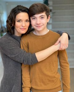 Alana de la Garza Most Liked Photos and Posts
