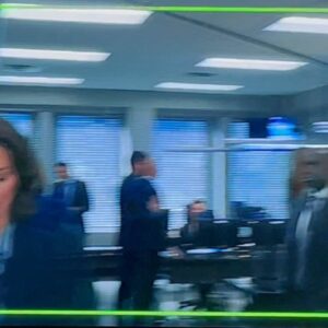 Alana de la Garza Instagram - Feeling that Monday morning start up. 🙌🏼😂#TheFeels @fbicbs #behindthescenes #fbifam