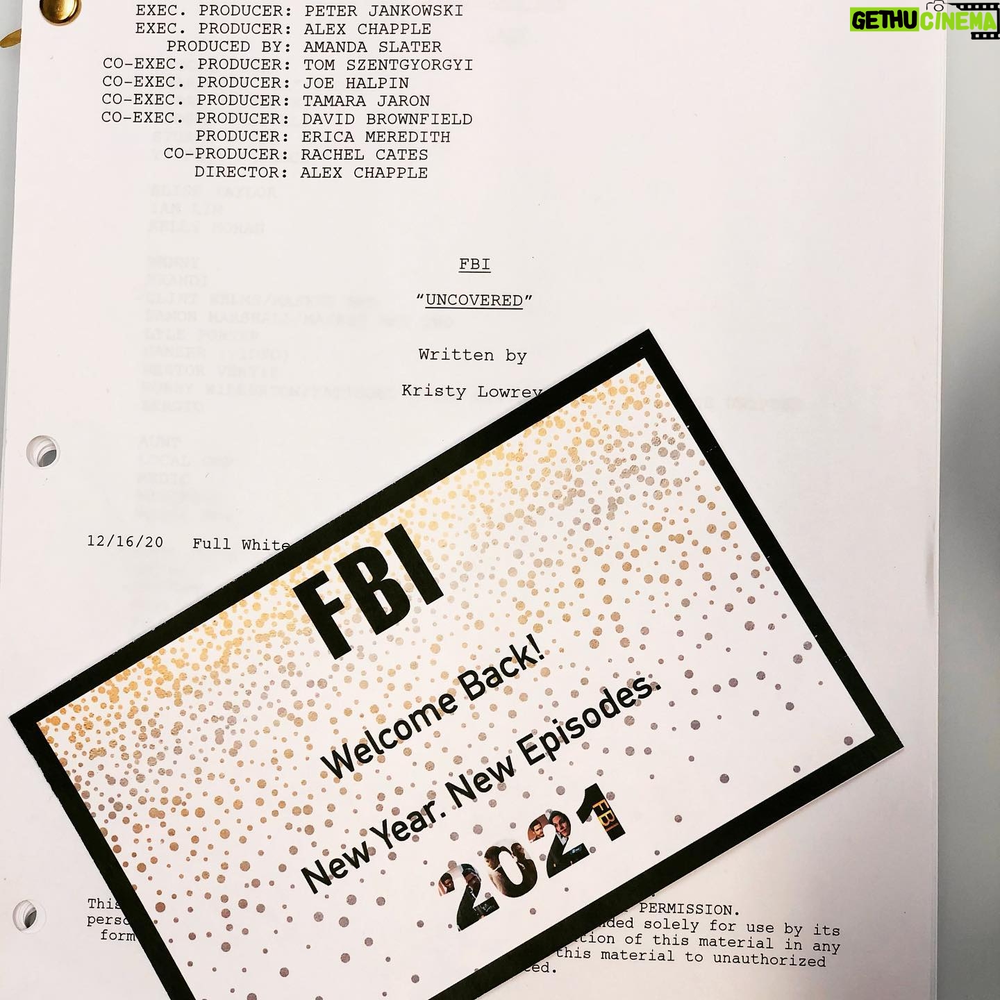 Alana de la Garza - 2.3K Likes - Happy New Year! 🎆 #letsdothis #fbicbs #2021 @fbicbs