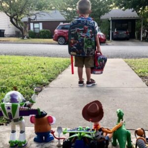 Alana de la Garza Instagram - First day of school for us! Love this image, not mine but ADORABLE! #HereWeGo #GetItTogetherMama