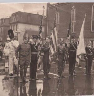 Alana de la Garza Instagram - To all who serve now, my grandfathers and all who served before them. THANK YOU ❤️ Thank you for protecting us, our freedoms and our liberties. #HappyVeteransDay