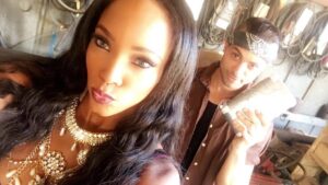 Alanna Forte Instagram - On set in Barstow! 🎬🎬😎😎 #actress #setlife  #filming