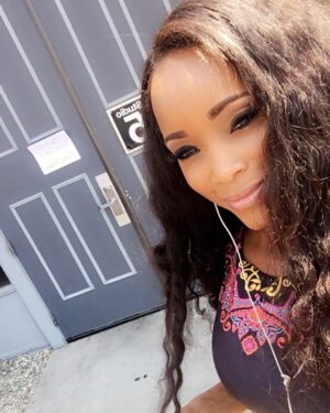 Alanna Forte Instagram - Today on-set shooting a T.V series called #DeepUndercover Day 2. 🎬🎬😘😎😎