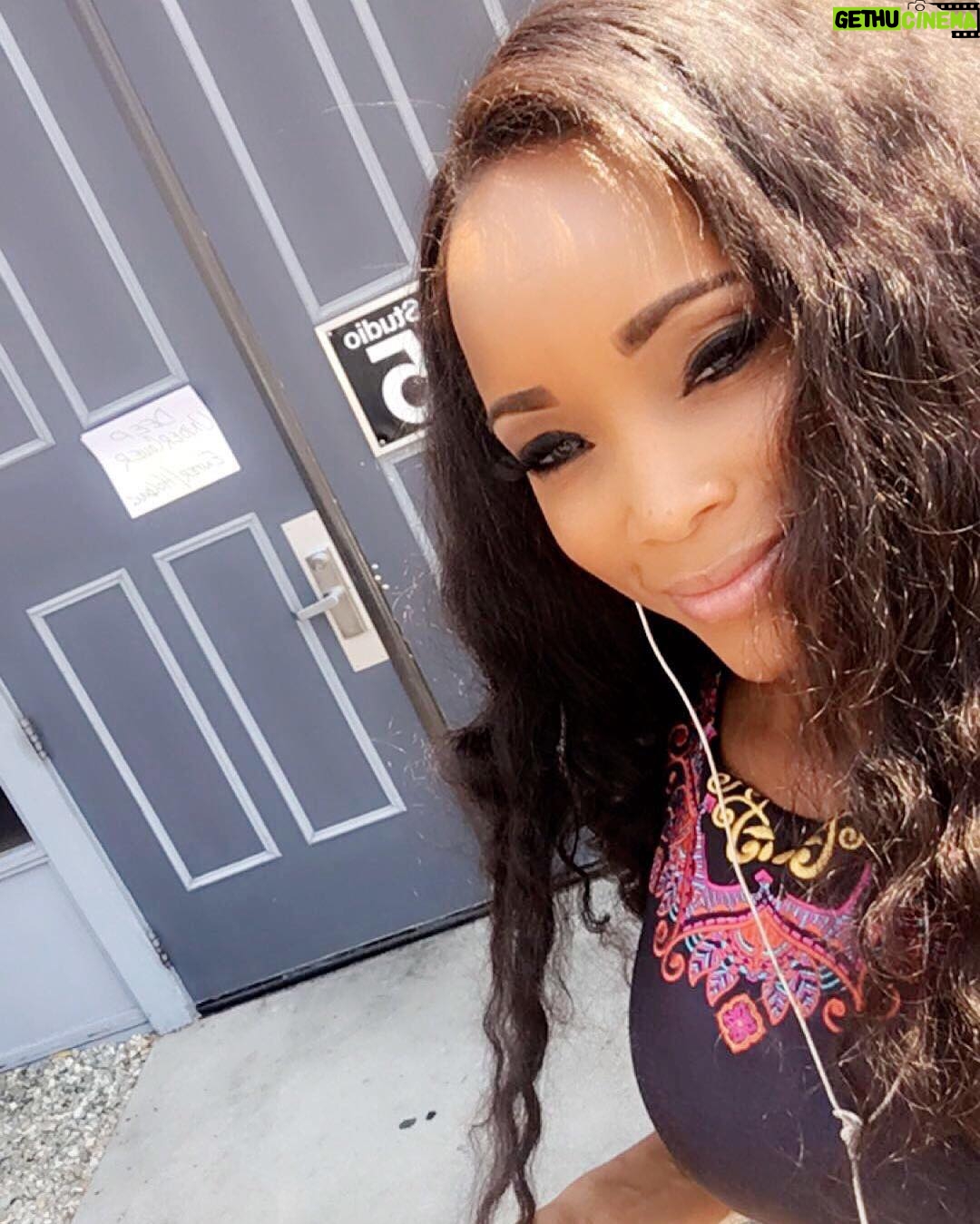 Alanna Forte - 545 Likes - Today on-set shooting a T.V series called #DeepUndercover Day 2. 🎬🎬😘😎😎